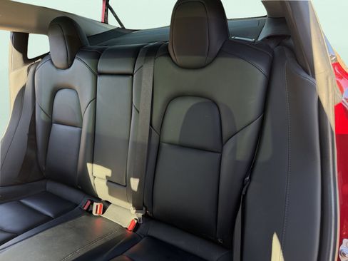 Used 2019 Tesla Model 3 Standard Range Plus image 19