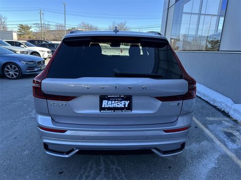 New 2026 Volvo XC60 B5 Core w/ Climate Package image 7
