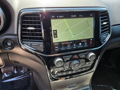 Used 2019 Jeep Grand Cherokee Laredo w/ 18" Wheel & 8.4" Radio Group RWD image 24