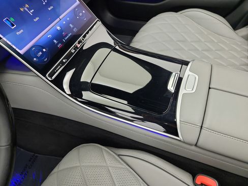 Certified 2023 Mercedes-Benz S 580 4MATIC Sedan image 11