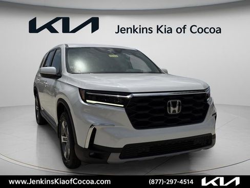 Used 2023 Honda Pilot EX-L image 12
