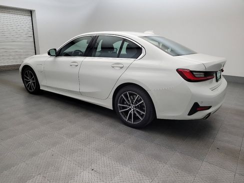 Used 2021 BMW 330e w/ Convenience Package RWD image 3