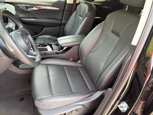 Used 2025 Buick Envision Preferred AWD/4WD image 17