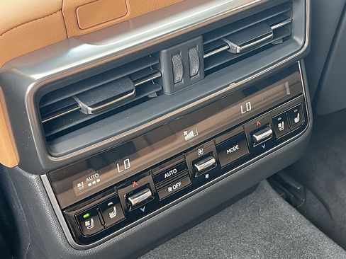 New 2026 Lexus LX 600 4WD w/ Luxury Package image 9