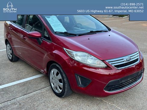 Used 2011 Ford Fiesta SE w/ 201A Rapid Spec Order Code image 3