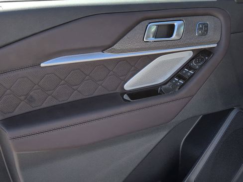 New 2025 Ford Explorer Platinum w/ Ultimate Package image 6