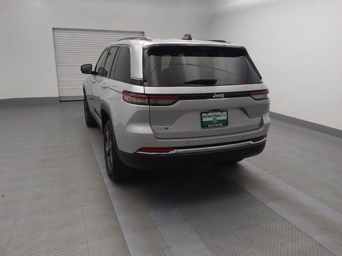 Used 2022 Jeep Grand Cherokee Limited 4xe w/ Luxury Tech Group II image 6