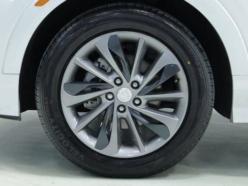 Used 2021 Buick Encore GX Select w/ Sport Touring Package FWD image 8