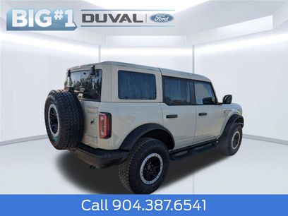 New 2026 Ford Bronco Badlands w/ Sasquatch Package