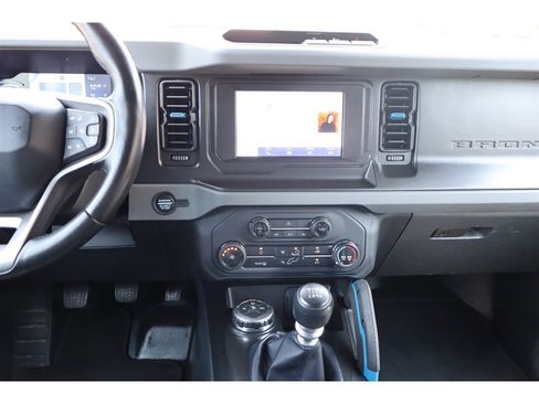 Used 2021 Ford Bronco Black Diamond AWD/4WD image 30