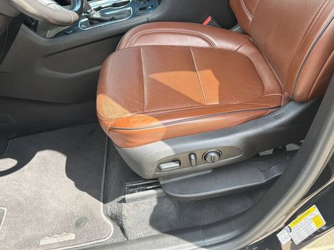 Used 2018 Chevrolet Traverse High Country AWD/4WD image 87