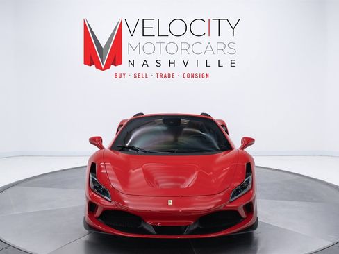 Used 2022 Ferrari F8 Tributo image 11
