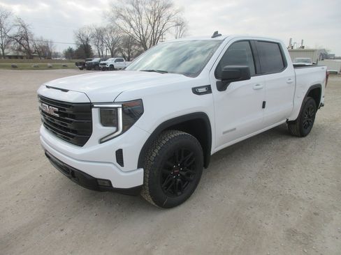 New 2026 GMC Sierra 1500 Elevation image 11