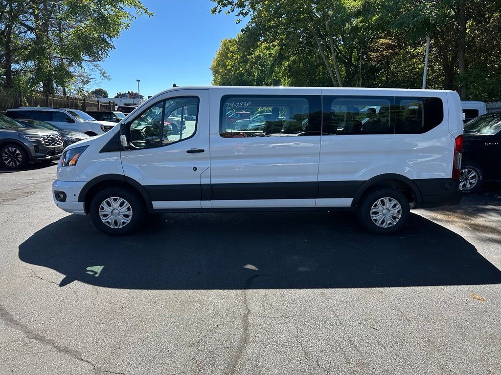 Used 2024 Ford Transit 350 XLT RWD image 8