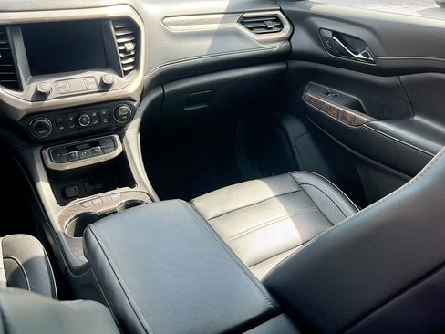 Used 2020 GMC Acadia Denali FWD image 25
