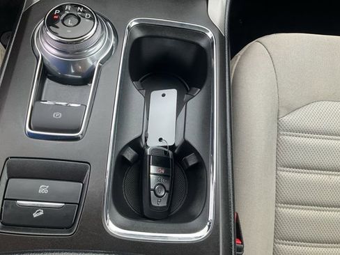 Used 2018 Ford Fusion S FWD image 19