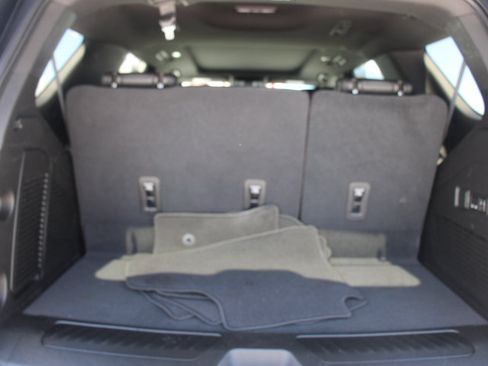 Used 2021 Chevrolet Tahoe LT w/ LT Signature Package RWD image 16