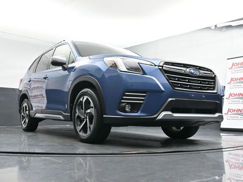 Used 2022 Subaru Forester Touring image 31