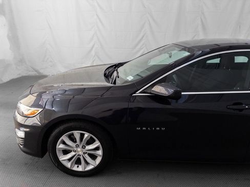 Used 2023 Chevrolet Malibu LT image 3