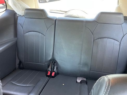 Used 2016 Buick Enclave Leather AWD/4WD image 19