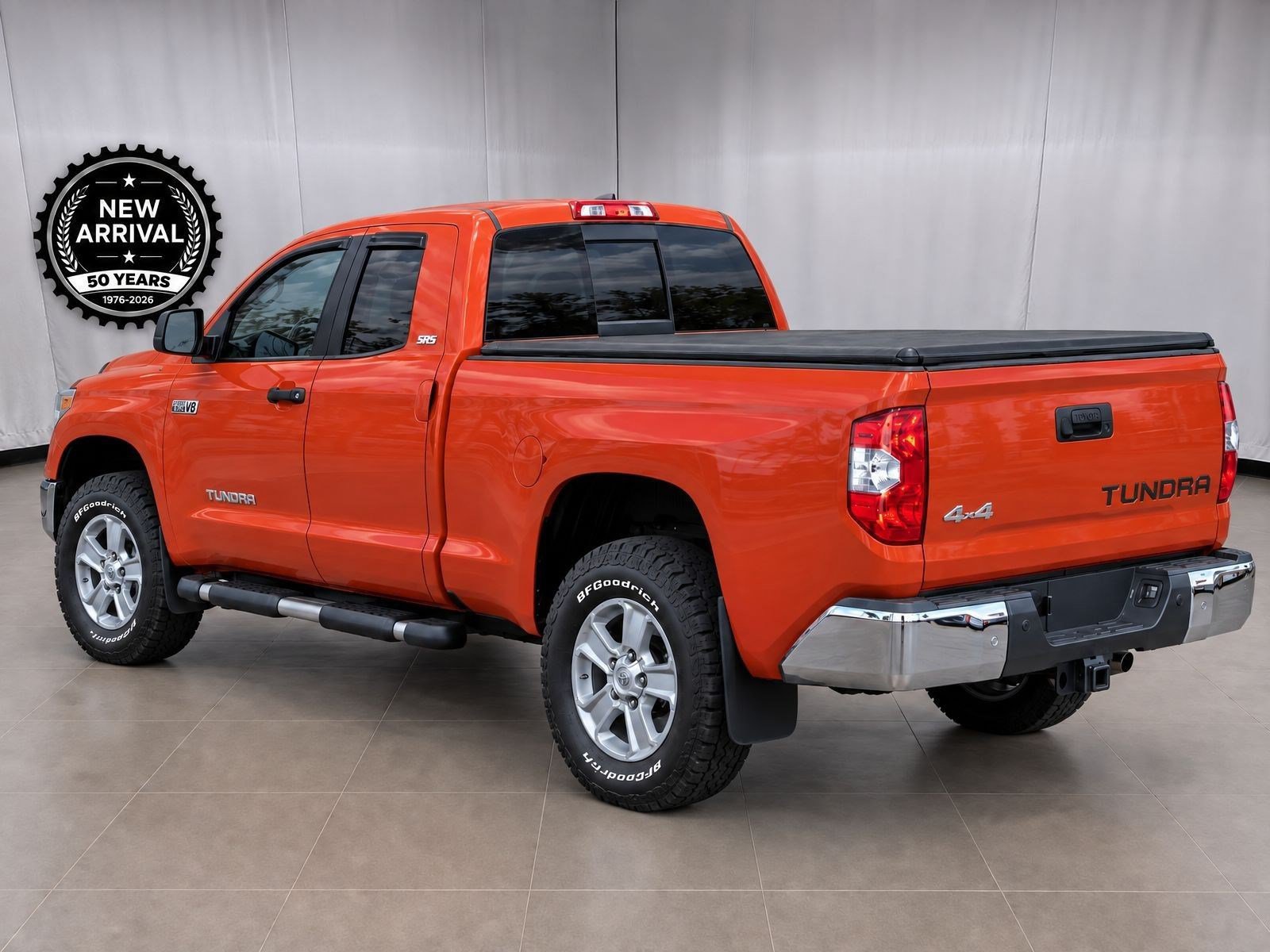Used 2018 Toyota Tundra SR5 AWD/4WD image 4