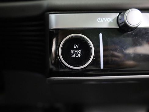 Used 2023 Hyundai Ioniq 5 Limited image 33