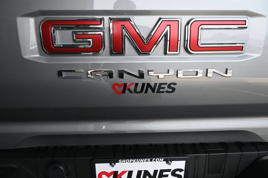 Used 2024 GMC Canyon AT4X w/ AT4X AEV Edition AWD/4WD image 23