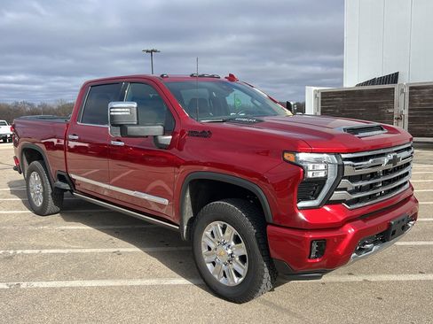 Used 2025 Chevrolet Silverado 2500 High Country w/ High Country Premium Package image 8