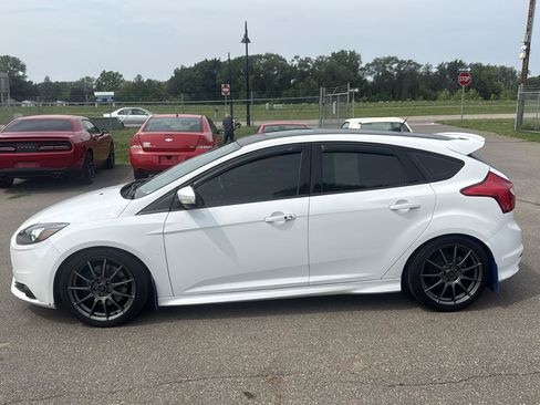Used 2013 Ford Focus ST FWD image 8