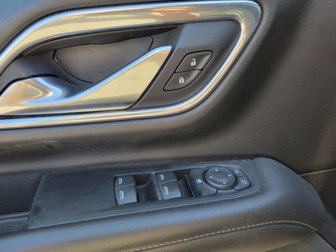 Used 2021 Chevrolet Tahoe LS RWD image 12