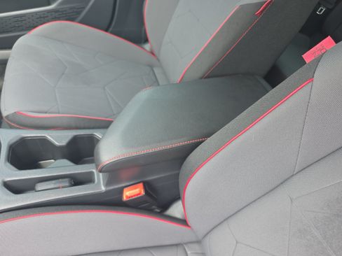 Certified 2024 Volkswagen Jetta GLI 40th Anniversary Edition FWD image 15