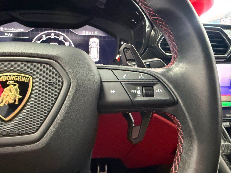 Used 2023 Lamborghini Urus S AWD/4WD image 81
