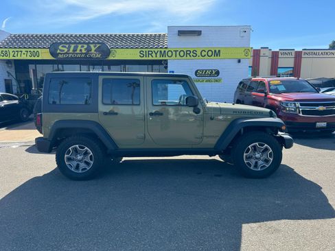 Used 2013 Jeep Wrangler Unlimited Rubicon w/ Max Tow Pkg image 9