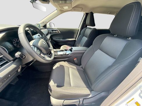 New 2026 Mitsubishi Outlander ES image 21