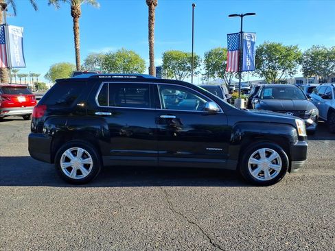 Used 2017 GMC Terrain SLT w/ Open Road Package image 4