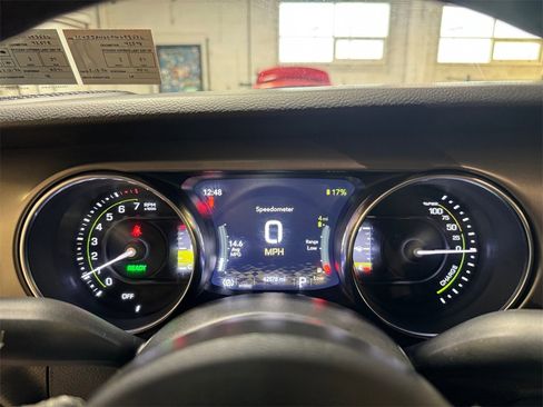 Used 2023 Jeep Wrangler Unlimited w/ Cold Weather Group image 16