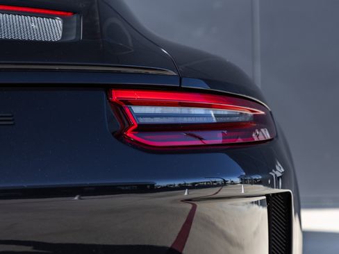 Used 2019 Porsche 911 GT3 image 14