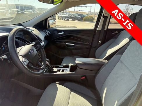 Used 2019 Ford Escape SE image 11
