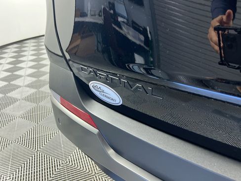 New 2026 Kia Carnival SX Prestige image 5