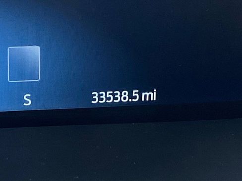 Used 2023 Ford F150 Lightning Lariat image 21