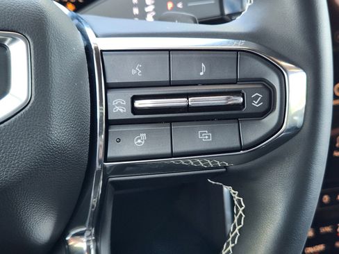 Used 2025 GMC Acadia Denali w/ LPO, Floor Liner Package FWD image 24