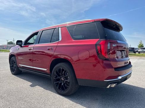 Used 2025 GMC Yukon Denali w/ Denali Reserve Package AWD/4WD image 4
