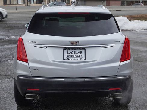 Used 2018 Cadillac XT5 Premium Luxury image 16