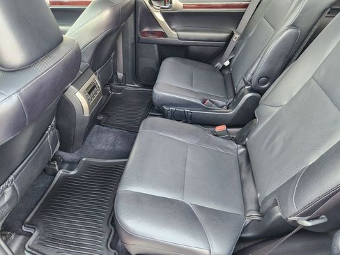 Used 2017 Lexus GX 460 Premium AWD/4WD image 31