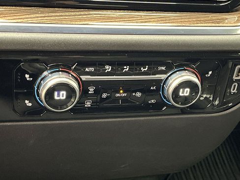Certified 2024 GMC Sierra 1500 Elevation AWD/4WD image 24