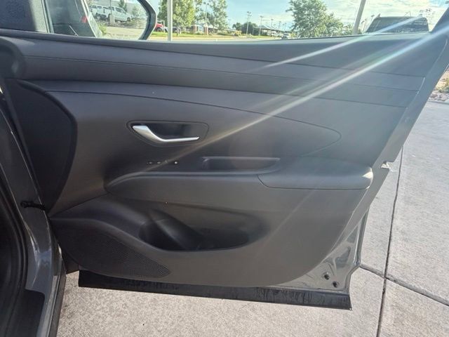 Used 2025 Hyundai Tucson SEL AWD/4WD image 31