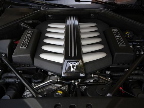 Certified 2015 Rolls-Royce Wraith RWD image 30