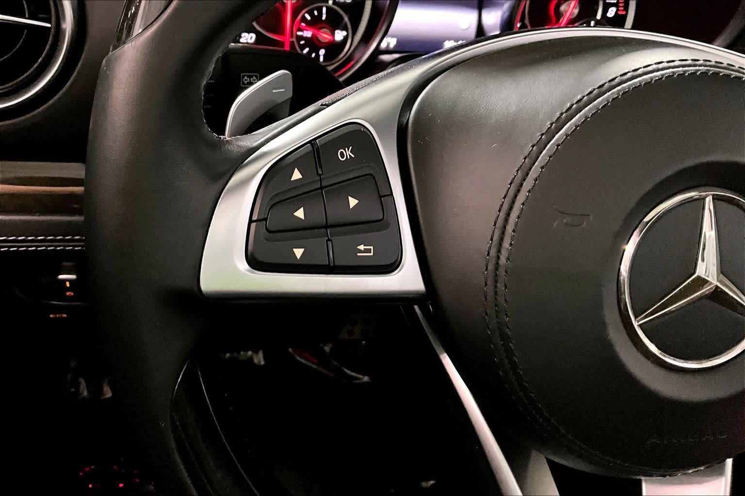 Used 2018 Mercedes-Benz SL 550 image 21