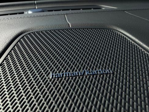 New 2026 Volvo XC60 B5 Ultra w/ Protection Package Premier image 15