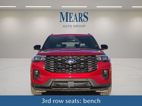 Used 2025 Ford Explorer ST image 9